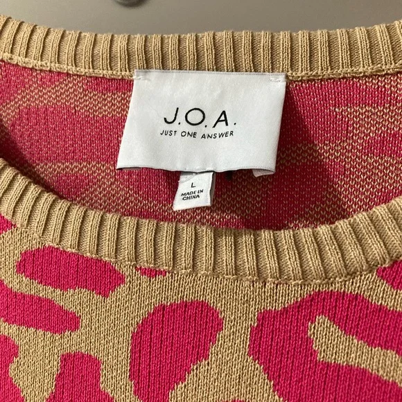 J.O.A. Anthropologie Pink Leopard Tan Short Sleeve Knit Sweater Top L - Picture 5 of 9